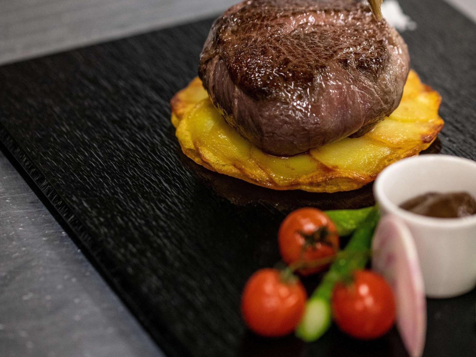 Mercure Aix-En-Provence La Duranne Gare Tgv Экстерьер фото