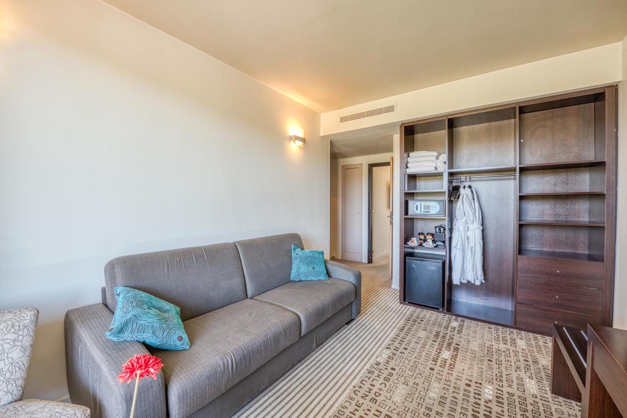 Mercure Aix-En-Provence La Duranne Gare Tgv Экстерьер фото
